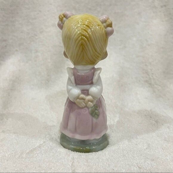 Precious Moments Girl Salt Shaker #357294 with original box - Picture 5 of 12